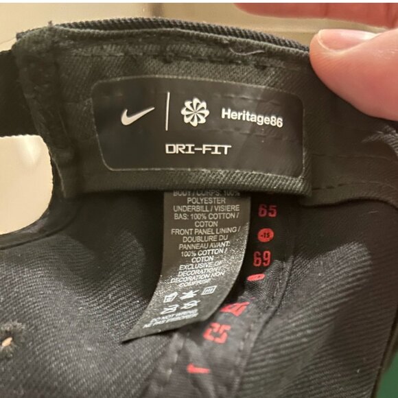 NWOT Limited Edition Tiger Woods Hat - Picture 6 of 6